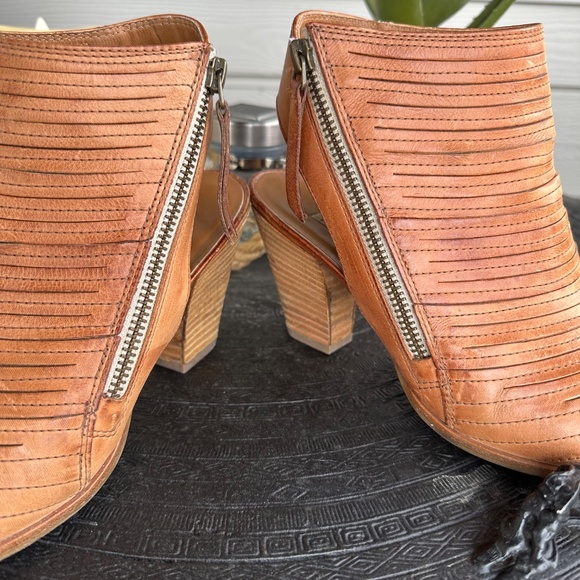 Paul Green Cayanne Leather Peep Toe Sandal Bootie Nougat Leather US Size 7.5 - Picture 7 of 7